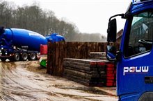 202011 betonstort DUO gebouw vrachtwagen - foto Raymond Bos - LR - Betonstorten DUO - Beeldnummer - 357-26