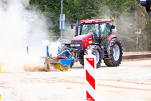 Schoonmaken van (delen van) het bouwterrein.