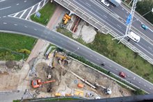 Boring van het riool onder de oprit van de zuidelijke ringweg bij het Vrijheidsplein.