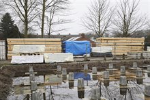 januari 2018: Het toekomstige informatiecentrum ligt gedemonteerd te wachten in Stadskanaal.