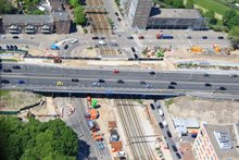 Zuidelijke ringweg met het tijdelijke viaduct over het spoor