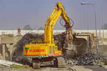 23 april 2019: Sloop van het oude viaduct Brailleweg.