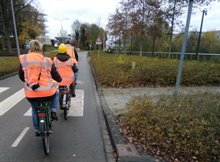 20211124 - Steward Cees op de fiets met mw Heeres - IMG_20211124_131214 - foto CHP