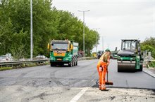 221005 Asfalt leggen A7 Raymond Bos Beeldnummer 06792