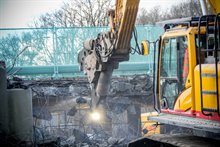 Sloop viaduct Concourslaan in beeld