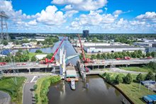 230720 Inhijsen brugdek Euvelgunnerbrug Raymond Bos Beeldnummer 0541