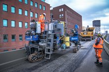 240213_Betonnen_Barriers_plaatsen_N370_Raymond_Bos_Beeldnummer_00027